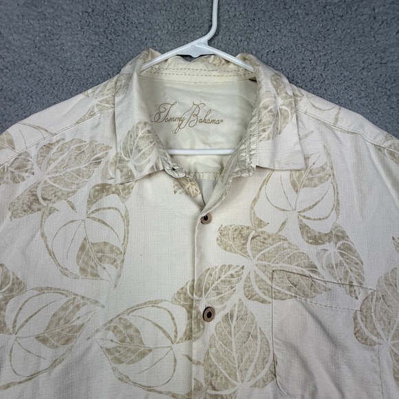 Tommy Bahama Mens Silk Island Floral Short Sleeve Button Up Shirt XL Cream Tan - Picture 2 of 10